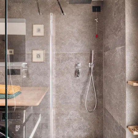 Apartamento Hostmate - - Burlamacchi Grand